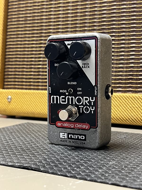 Electro-Harmonix Memory Toy