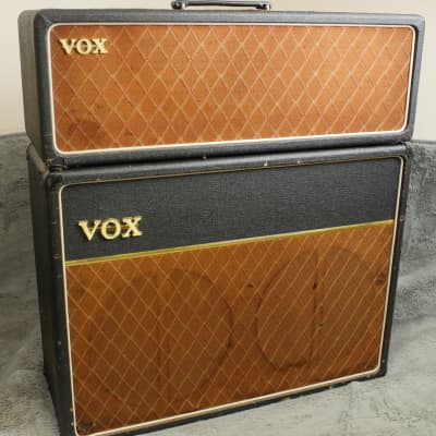 Vox AC-30 Super Twin 3-Channel 30-Watt 2x12" Piggyback Guitar Amp 1962 - 1966