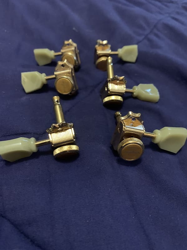 Guyker Locking tuners, 151, 2021, 3x3 Gold with vintage Reverb
