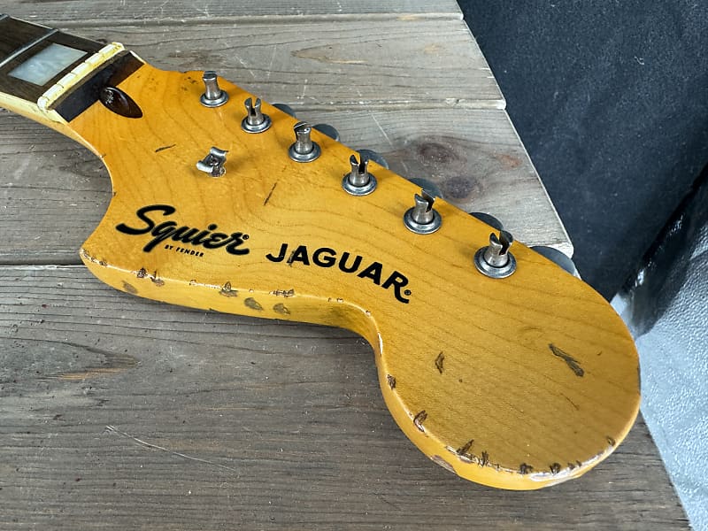 Real Life Relics Fender Squier Classic Vibe 70's Jaguar Real Life Relics Fender Squier Classic Vibe 70's Jaguar