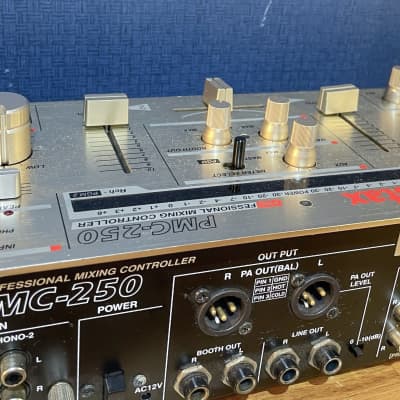 Vestax PMC-250 DJミキサー Vestax PMC-250 DJ Rotary Mixer Professional Mixing