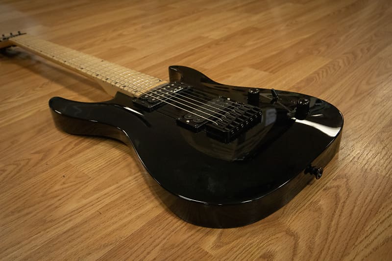 ジャマイカ7” Ras Ibuna Pay Them Dues 2/12 Kadamawe /00050 Jackson JS22-7 DKA-M 7-String Used