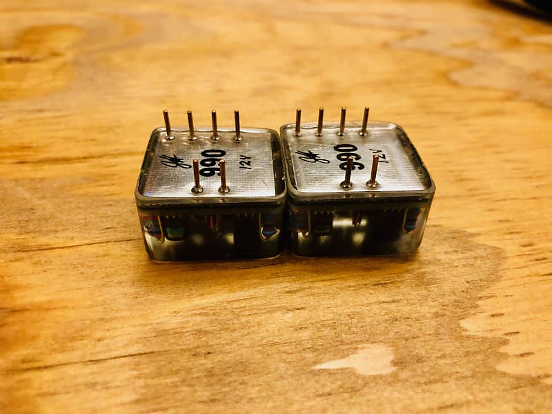 John Hardy 990 Discrete Operational Amplifier (Vintage through-hole Opamp  PAIR)