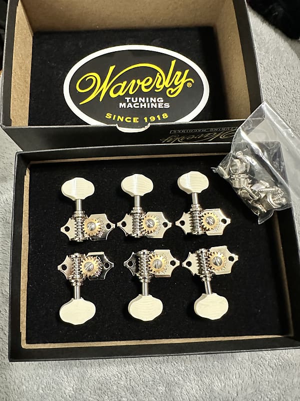 Waverly 4073 Ivoroid Butterbean Nickel Reverb