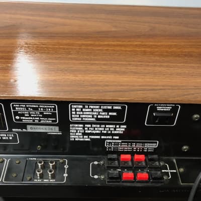 Hitachi SR-303 Vintage AM/FM Stereo Receiver 1977 Silver Face Wood Veneer image 5