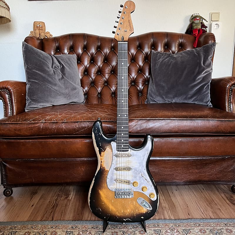 Constantin Guitars Stratocaster Partscaster - Sunburst Relic