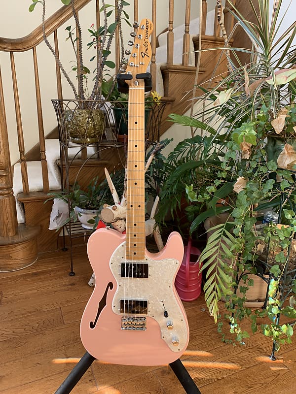 Fender Limited Edition Vintera 70s Telecaster Thinline MN Shell Pink-