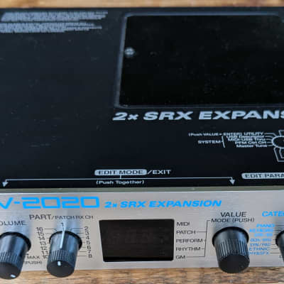 Roland XV-2020 64-Voice Expandable Digital Synthesizer Module 2002 - 2004 - Silver