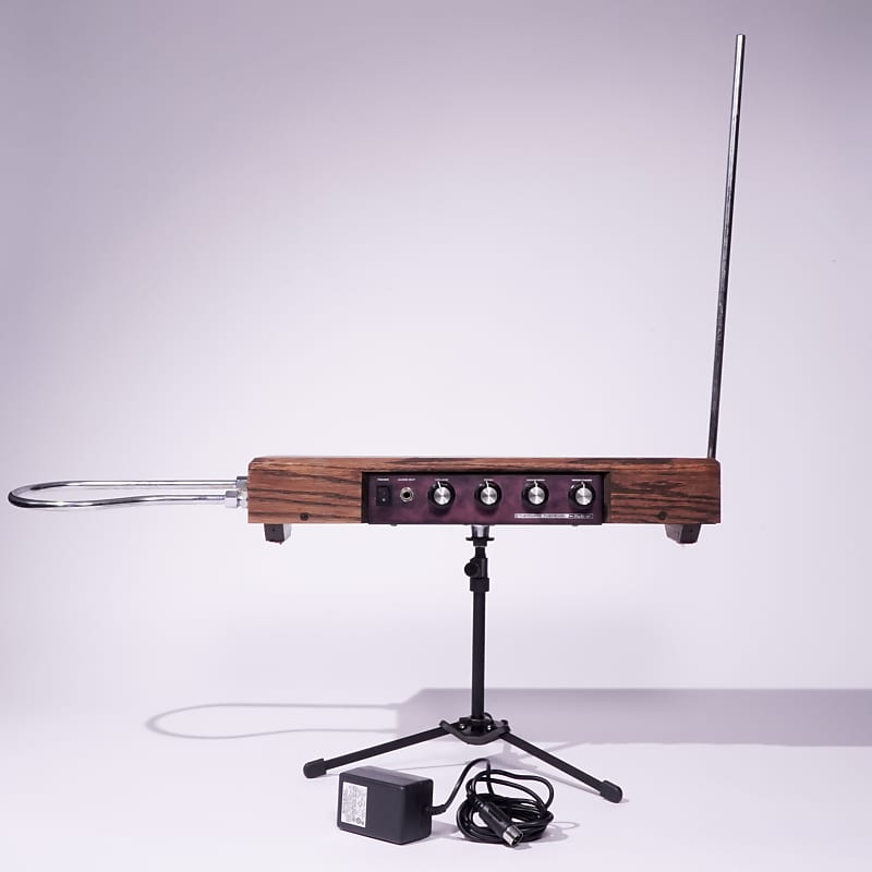 Big Briar (Moog) Etherwave Theremin - Good Condition - Free