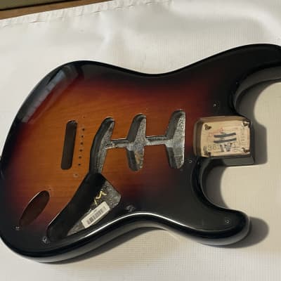 2013 Fender USA Stevie Ray Vaughan SRV Signature Stratocaster Guitar Body w/ Guard image 6