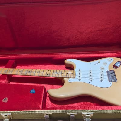 Fender Fender American Vintage '57 Stratocaster USA 2001 - vintage white image 1