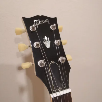 2012 Gibson 61' SG Reissue In Vintage White image 4