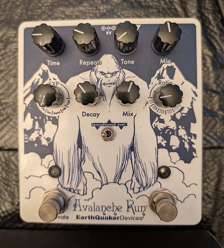 EarthQuaker Devices Avalanche Run Stereo Reverb & Delay with Tap Tempo V2 Limited Edition