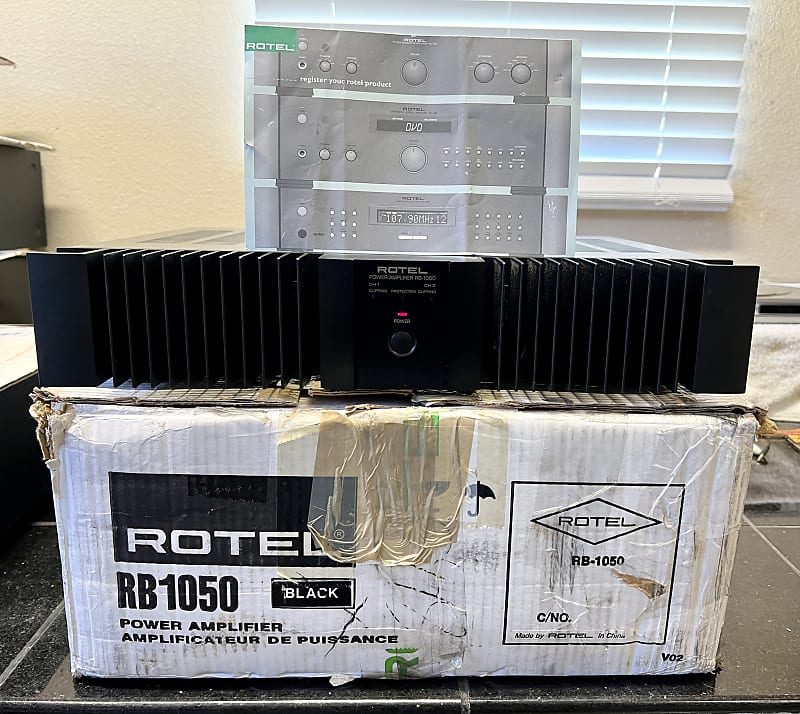 ROTEL RB-1050 2-Channel Power Amplifier w/ Original Box & Product Registration Paperwork image 1