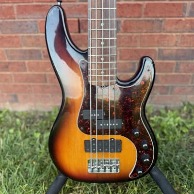 Fender American Deluxe Precision Bass V 2000 - 2006 | Reverb