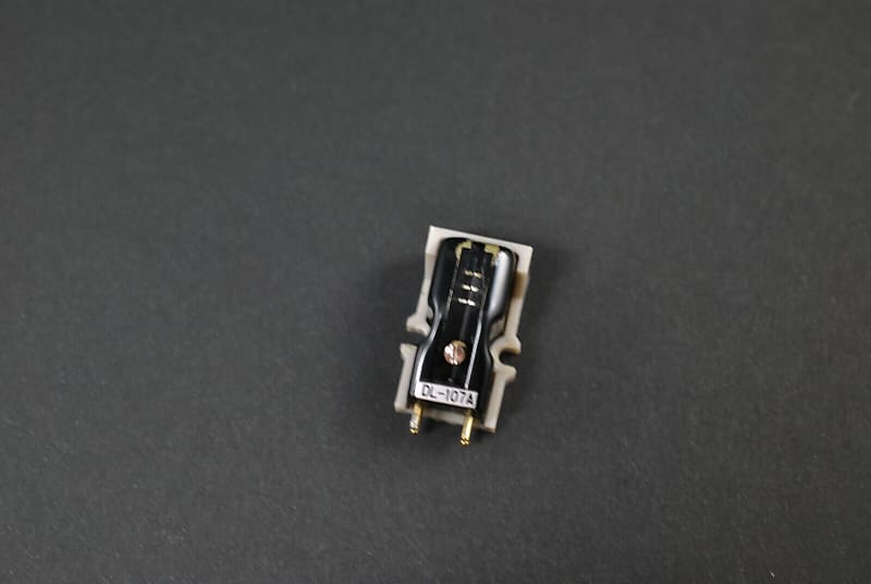 **without stylus** DENON DL-107A MM Cartridge  			