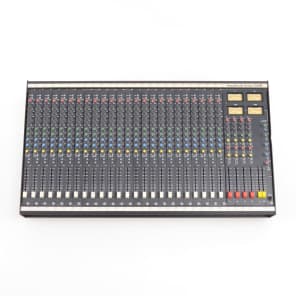 Soundcraft Series 200B 24-Channel 4-Bus Mixing Console