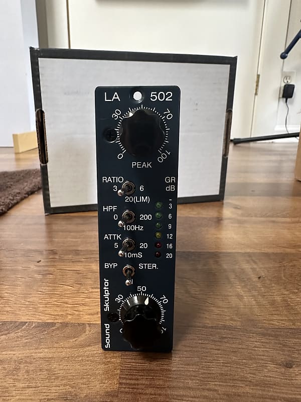 Sound Skulptor LA 502