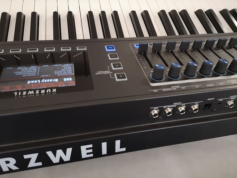 Kurzweil Pc4 88 / Synthonia Libraries image 1
