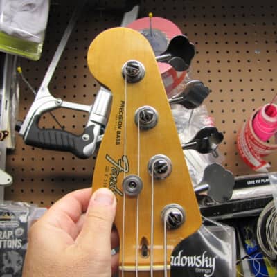 Fender Precision Bass Left-Handed 1970 - 1983 | Reverb