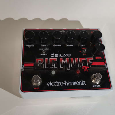 Electro-Harmonix Deluxe Big Muff Pi Distortion / Sustainer