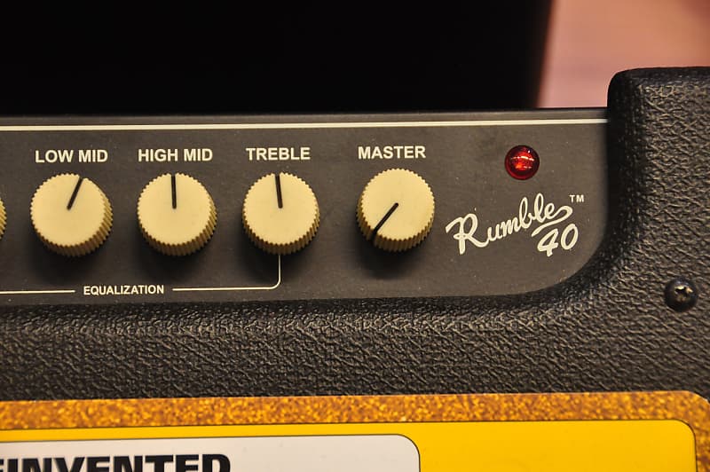 Fender Rumble 40 v3 | Reverb Canada