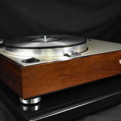 Luxman PD-300 Belt Drive Turntable in Excellent Condition [Japanese Vintage!] image 5