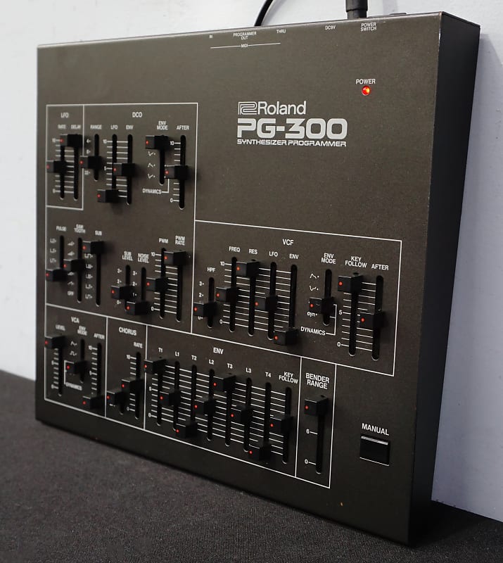 Roland PG-300 Synthesiser Programmer / MIDI Controller | Reverb Norway