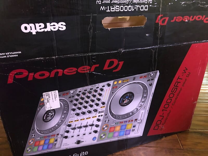 Pioneer DJ DDJ-1000SRT ホワイト DDJ-1000SRT-W (archived) 4-channel performance DJ controller