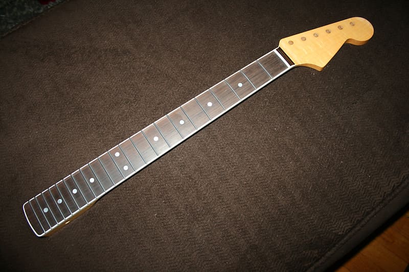 Warmoth mustang outlet neck