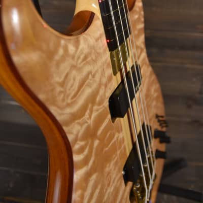 Alembic Custom Stinger Omega lined fretless Bass guitar w LED's 5A Quilted Maple image 14