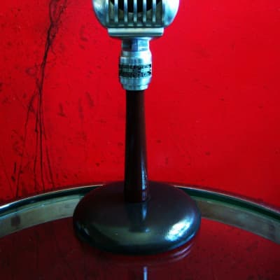 Vintage 1940's Turner 33X crystal microphone satin chrome w