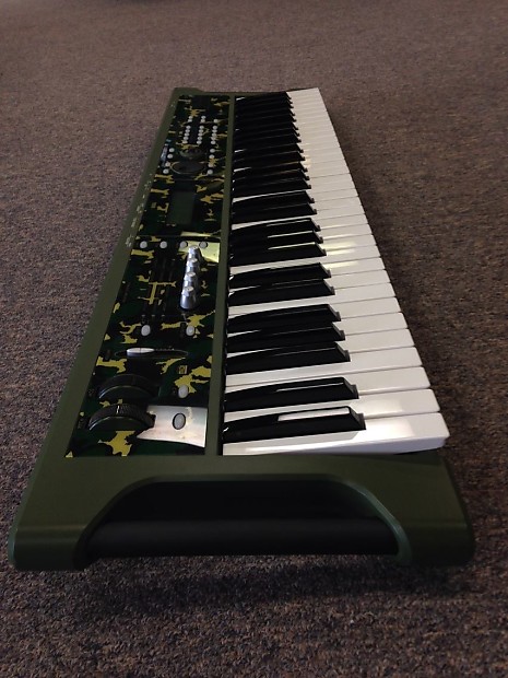 グランド牧場 セレクトセール X50-CF Korg Microstation Box with Edition Limited Camouflage 鍵盤楽器