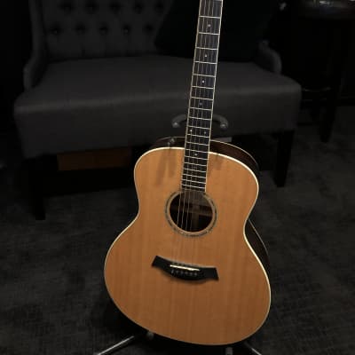GS8 Taylor Acoustic Guitar 2007 6-string (NEW Photos!!) image 1