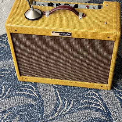 Fender Vibrolux Reverb CSR8 | Reverb