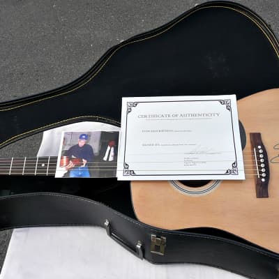 Garth Brooks Autographed Acoustic Guitar - Signed ESPANOLA Acoustic Guitar By Garth Brooks Comes with Certificate Of Authenticity,(COA), Picture and Case - Excellent Condition image 8