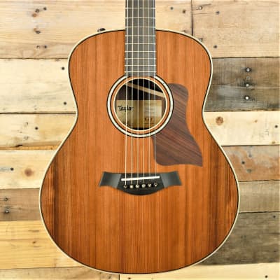 Taylor GT 811e - Natural