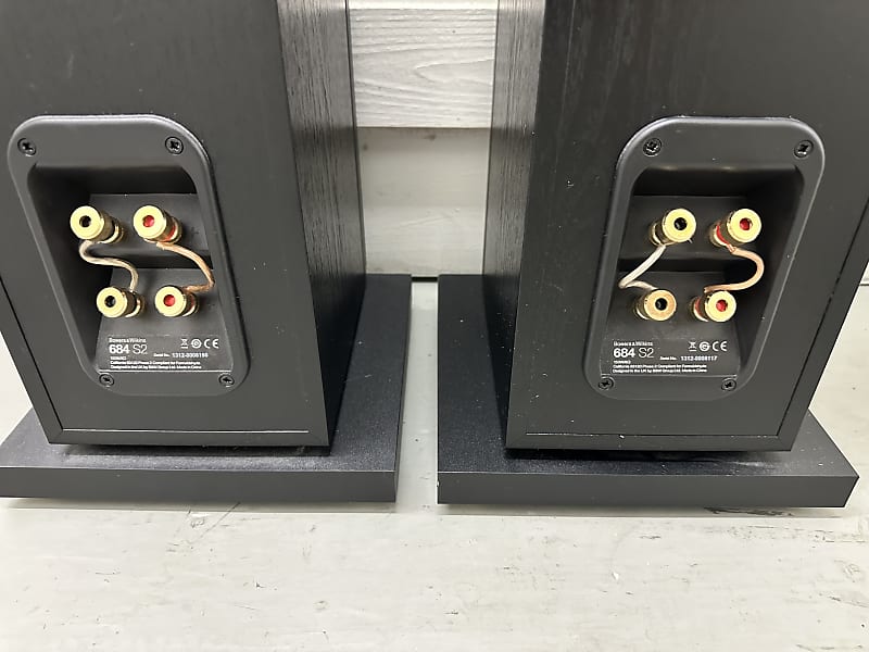 Bowers&Wilkins/B&W 684 S2 Tower Speakers PAIR Like New | Reverb Bowers&Wilkins/B&W 684 S2 Tower Speakers PAIR Like New | Reverb