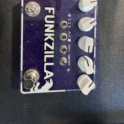 【ジャンク】solidgoldfx FUNKZILLA SolidGoldFX FUNKZILLA // Bass Envelope Filter - YouTube