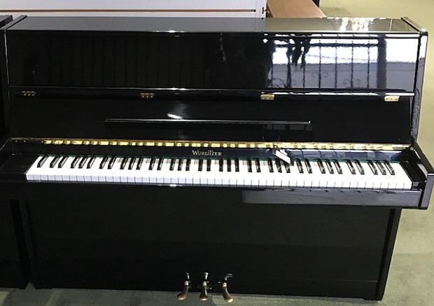 Black wurlitzer clearance piano