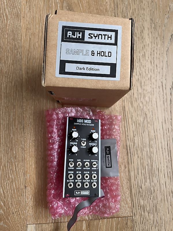 AJH Synth Sample Hold & Slew