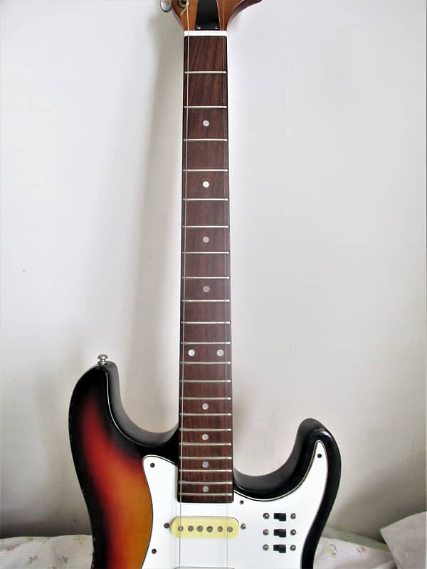 Teisco 50C 60s sunburst full size all solid vintage strat Japan