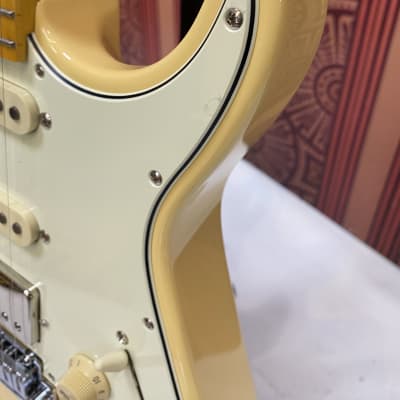 Vola OZ V3 CC Made in Japan w/ Vola Gig Bag - Vintage White
