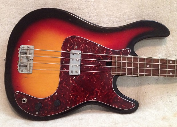 Mozz (Teisco) SG Bass 1970s MIJ Short Scale – Deep Tone Music