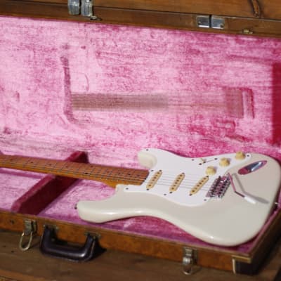 ギター Tokai ST-60 springy sound 1979 Tokai ST-60 SPRINGY SOUND YS Sunburst Made in Japan 1981 ST