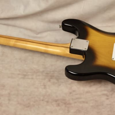 Vintage 1989 Fender 1957 Reissue V0 Stratocaster 57 AVRI Strat - Super Clean!! image 4