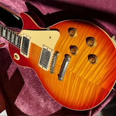 2005 Gibson Custom Shop Tak Matsumoto DC Quilt Top Brown Burst 1st Edition  with AAAAA Top. Rare! | Reverb