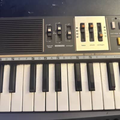 Casio MT-68 Casiotone 49-Key Synthesizer 1980s - Grey