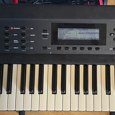 Kurzweil K2000 excellent condition