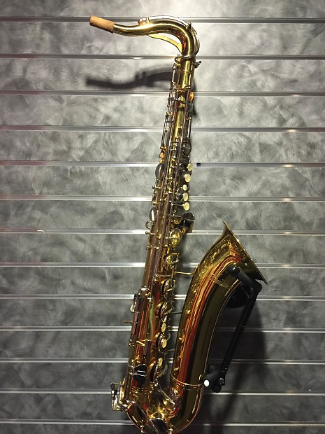 Armstrong tenor shop saxophone